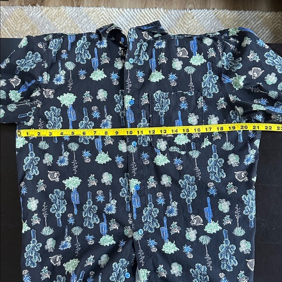 The North Face cactus novelty print Short Sleeve button down shirt - Picture 3 of 7
